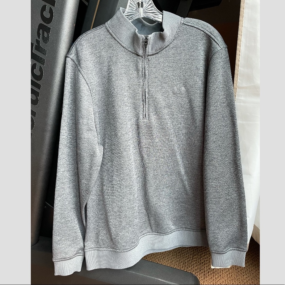 Under Armour 3/4 zip up sweatshirt size large